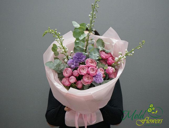 Bouquet with Silvia Pink Roses 'Symbol of Love photo